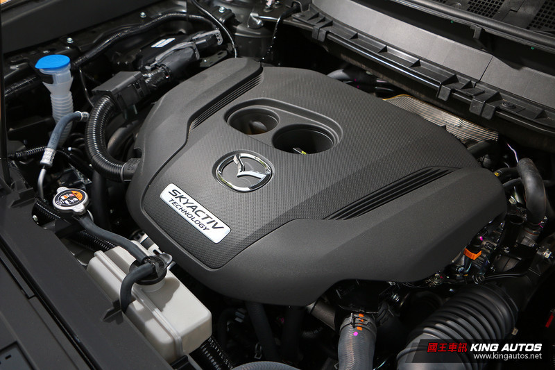 直逼雙B的高級感 ─《Mazda CX-9》SKY-G AWD旗艦進化型試駕 直逼雙B的高級感 ─《Mazda CX-9》SKY-G AWD旗艦進化型試駕
