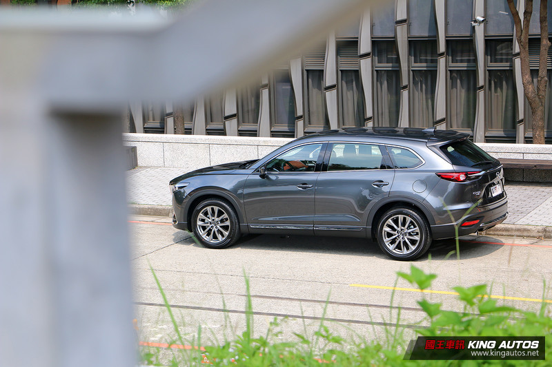 直逼雙B的高級感 ─《Mazda CX-9》SKY-G AWD旗艦進化型試駕 直逼雙B的高級感 ─《Mazda CX-9》SKY-G AWD旗艦進化型試駕