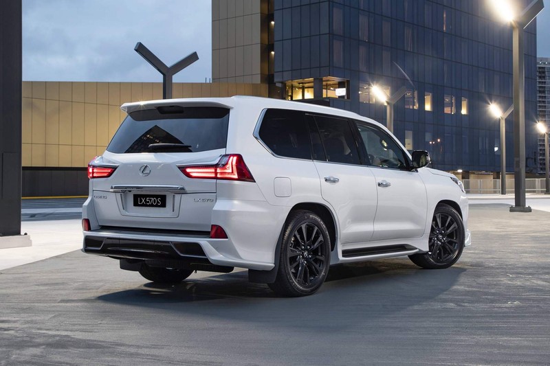 霸氣升級《Lexus LX 570 S》旗艦休旅澳洲勁裝上身 霸氣升級《Lexus LX 570 S》旗艦休旅澳洲勁裝上身