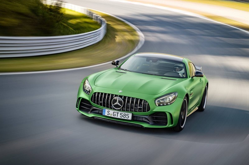 電動化浪潮 下一代《Nissan GT-R / 370Z》可能加入電動馬達油電化 電動化浪潮 下一代《Nissan GT-R / 370Z》可能加入電動馬達油電化