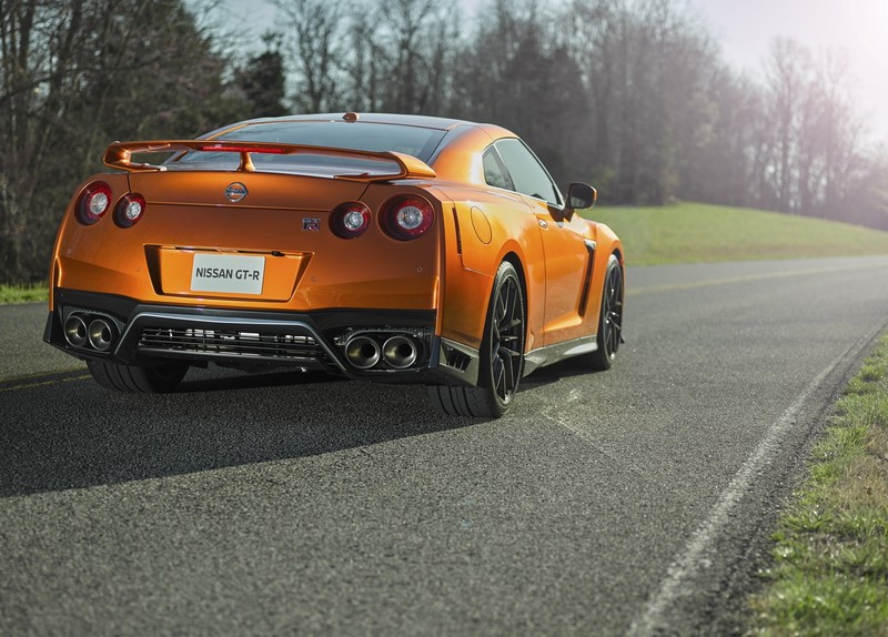 電動化浪潮 下一代《Nissan GT-R / 370Z》可能加入電動馬達油電化 電動化浪潮 下一代《Nissan GT-R / 370Z》可能加入電動馬達油電化