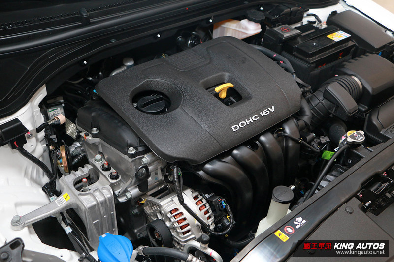 【市場分析】高規低賣搶市場 《Hyundai Elantra 1.6汽油旗艦版》才是真正的牛肉? 【市場分析】高規低賣搶市場 《Hyundai Elantra 1.6汽油旗艦版》才是真正的牛肉?