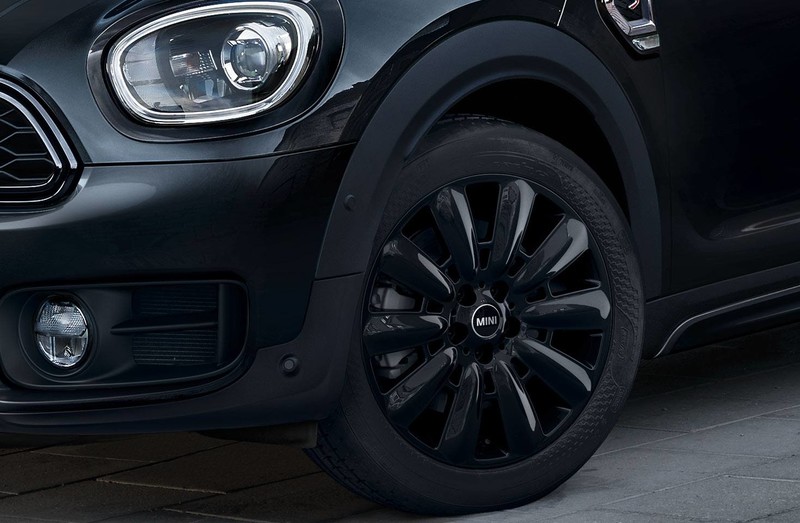 《Mini Countryman Blackheath Edition》澳洲限量特仕酷黑登場 《Mini Countryman Blackheath Edition》澳洲限量特仕酷黑登場