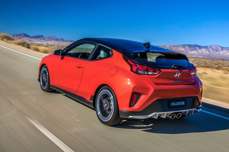 《Hyundai》推出性能升級套件 新世代《Veloster Turbo》登上SEMA改裝展 《Hyundai》推出性能升級套件 新世代《Veloster Turbo》登上SEMA改裝展