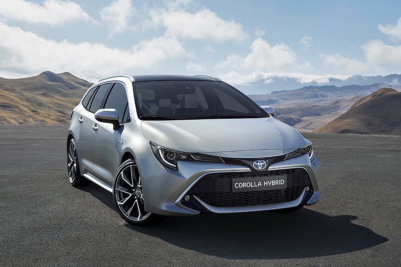 有望導入新動力? 第四代小改款《Toyota Prius》預告洛杉磯車展發表 有望導入新動力? 第四代小改款《Toyota Prius》預告洛杉磯車展發表