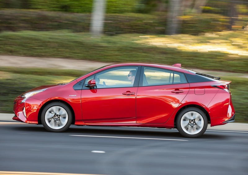 有望導入新動力? 第四代小改款《Toyota Prius》預告洛杉磯車展發表 有望導入新動力? 第四代小改款《Toyota Prius》預告洛杉磯車展發表