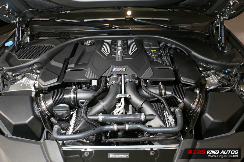 《BMW M5 Competition》765萬元正式開賣 限量版《M3 CS / M4 CS》同步發表 《BMW M5 Competition》765萬元正式開賣 限量版《M3 CS / M4 CS》同步發表