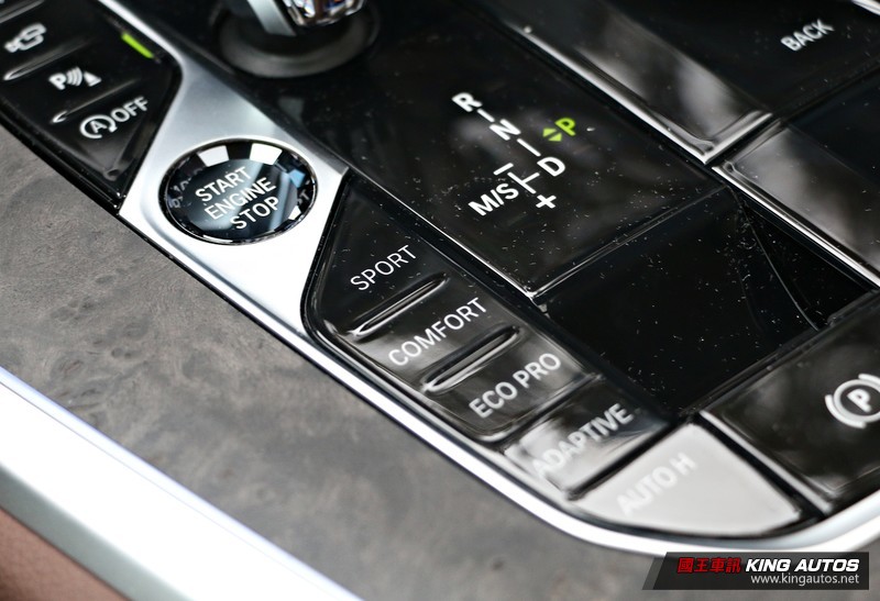 跌破你眼鏡的靈活感─新世代《BMW X5 xDrive40i》試駕,動態篇 跌破你眼鏡的靈活感─新世代《BMW X5 xDrive40i》試駕,動態篇