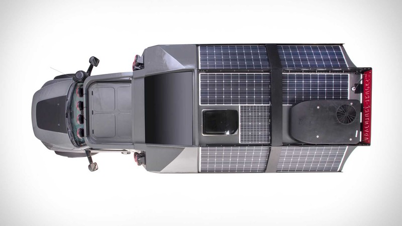 一車搞定越野露營生活 美國打造要價臺幣600萬的《GEV Adventure Truck》 一車搞定越野露營生活 美國打造要價臺幣600萬的《GEV Adventure Truck》