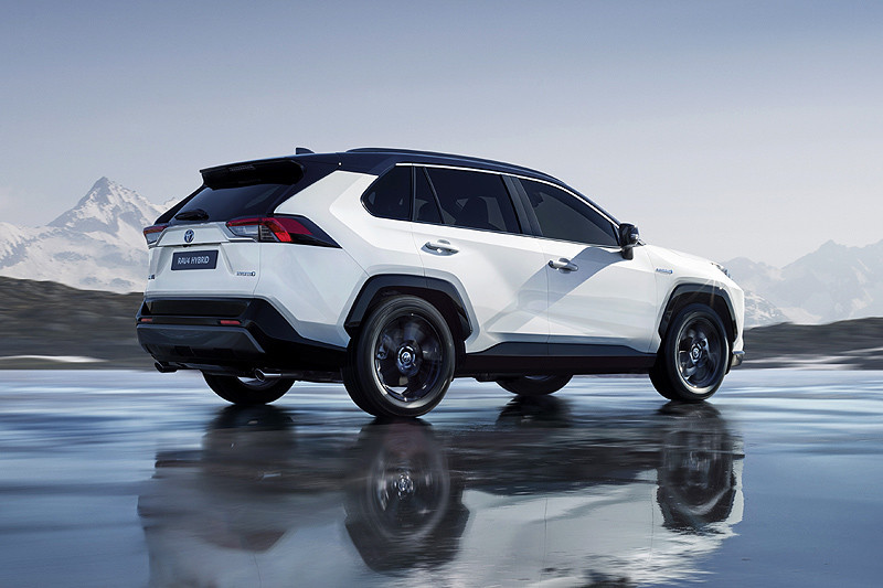 雙動力、六款配備等級 德國市場新型《Toyota RAV4》初步產品資訊公佈 雙動力、六款配備等級 德國市場新型《Toyota RAV4》初步產品資訊公佈