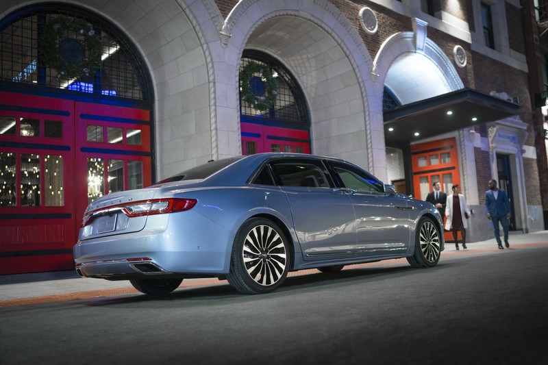 問世80週年《Lincoln Continental》限量加長版氣勢登場 問世80週年《Lincoln Continental》限量加長版氣勢登場
