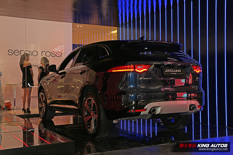 搶攻時尚一級戰區 《Jaguar Land Rover Studio》進駐微風南山 搶攻時尚一級戰區 《Jaguar Land Rover Studio》進駐微風南山