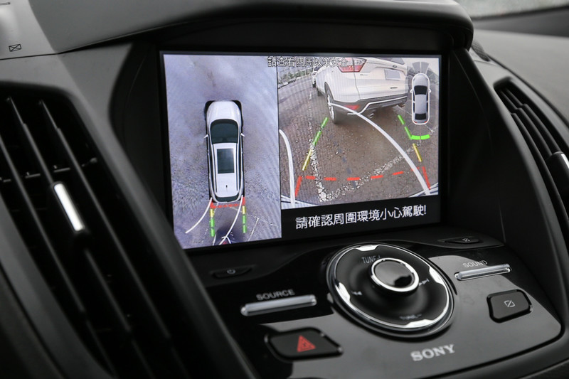Ford Kuga不變的安全初衷與你一同用「安全高標」守護家人! Ford Kuga不變的安全初衷與你一同用「安全高標」守護家人!