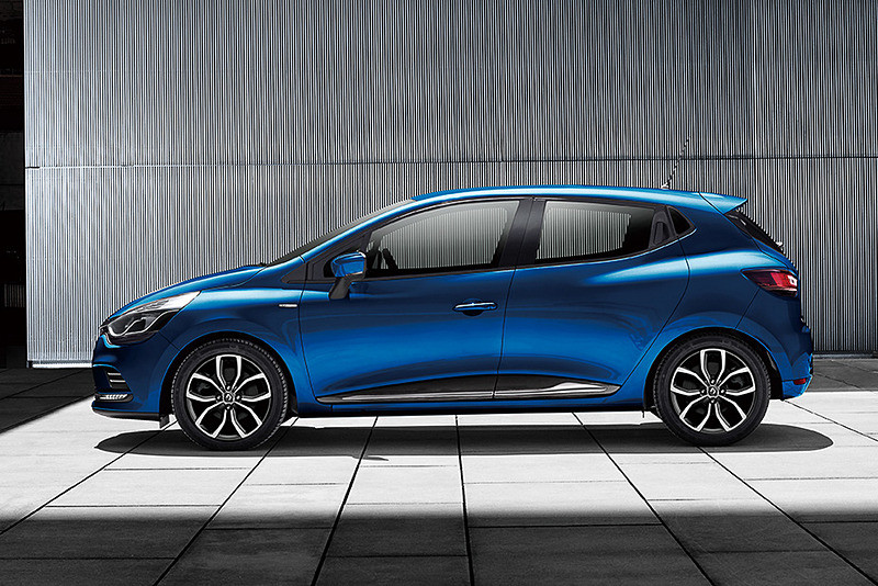 Focal音響上身《Renault Lutecia Limited》日本限量特仕添好料 Focal音響上身《Renault Lutecia Limited》日本限量特仕添好料