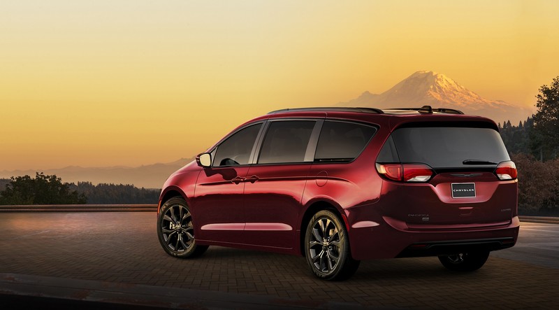 《Chrysler Pacifica/Dodge Grand Caravan 35th Anniversary Edition》芝 《Chrysler Pacifica/Dodge Grand Caravan 35th Anniversary Edition》芝