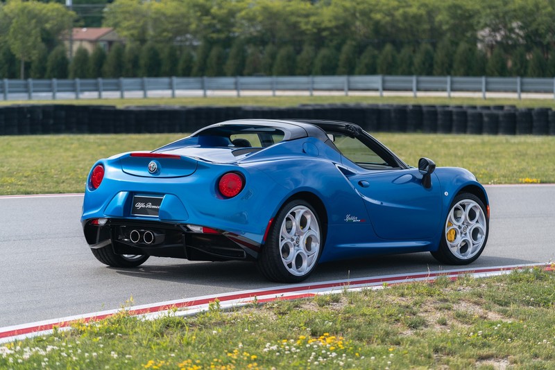 美國限量《Alfa Romeo 4C Spider Italia》義式DNA芝加哥熱情上陣 美國限量《Alfa Romeo 4C Spider Italia》義式DNA芝加哥熱情上陣