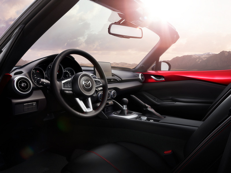 2019年式《Mazda MX-5》133萬元起開始接單 直上184匹新增手排車型 2019年式《Mazda MX-5》133萬元起開始接單 直上184匹新增手排車型