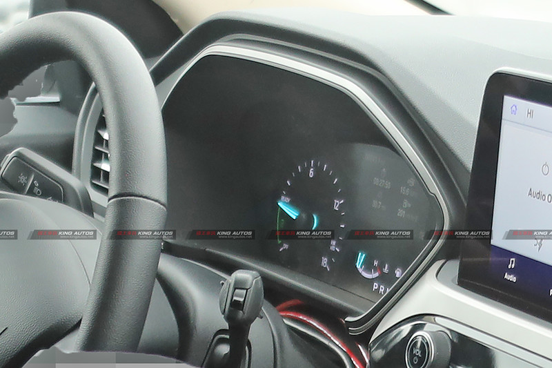 下一代《Ford Kuga / Escape》內裝設計曝光 確定提供油電車型 下一代《Ford Kuga / Escape》內裝設計曝光 確定提供油電車型