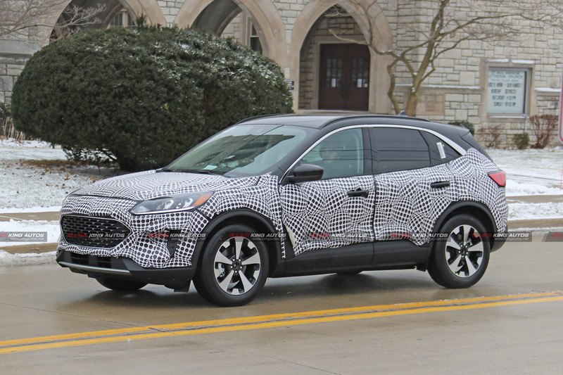下一代《Ford Kuga / Escape》內裝設計曝光 確定提供油電車型 下一代《Ford Kuga / Escape》內裝設計曝光 確定提供油電車型