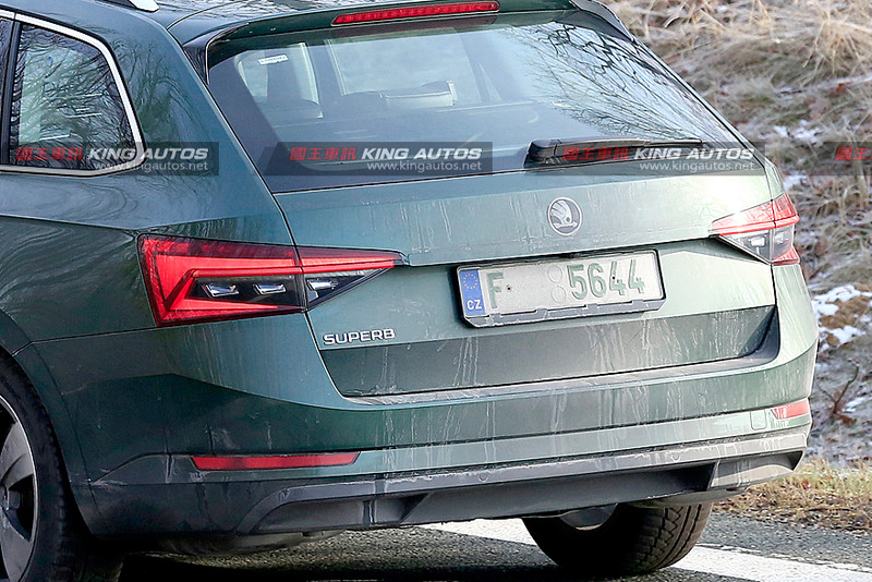 小改款《Škoda Superb》推估今年年中現身 植入新世代家族設計語言 小改款《Škoda Superb》推估今年年中現身 植入新世代家族設計語言