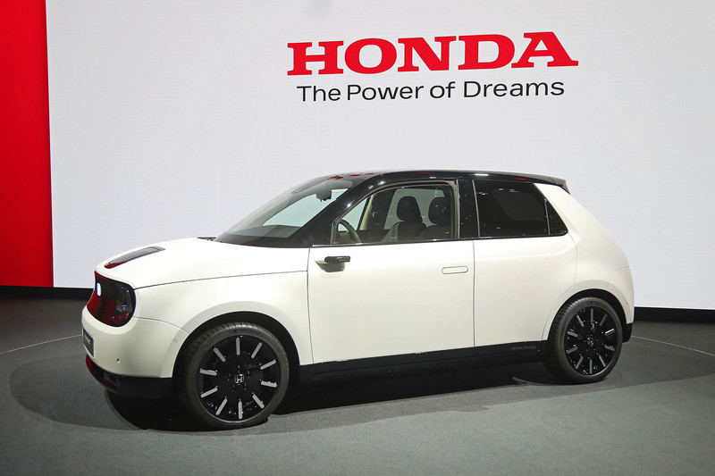 後驅電動小車《Honda e Prototype》正式亮相 2019下半年開始生產銷售 後驅電動小車《Honda e Prototype》正式亮相 2019下半年開始生產銷售