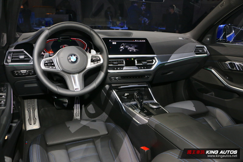 首波導入330i雙車型 大改款《BMW 3 Series》255萬元起在台正式發表 首波導入330i雙車型 大改款《BMW 3 Series》255萬元起在台正式發表