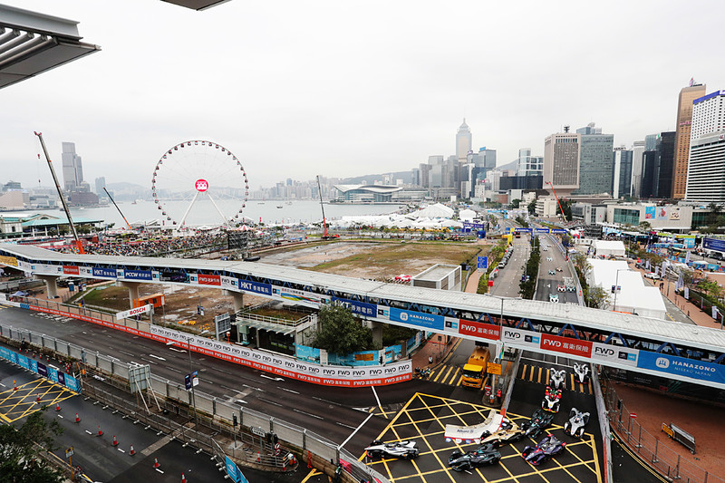電能寧靜革命 親訪《Formula E香港e-Prix》感受街頭競速新高度 電能寧靜革命 親訪《Formula E香港e-Prix》感受街頭競速新高度