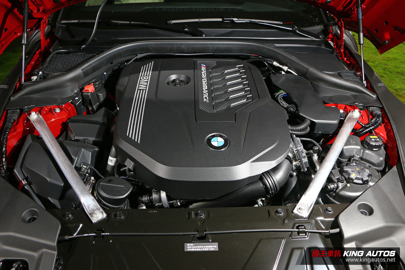 全新《BMW Z4 M40i》搶先抵台預賞 偕同《Z4 sDrive20i》預約5月發表 全新《BMW Z4 M40i》搶先抵台預賞 偕同《Z4 sDrive20i》預約5月發表