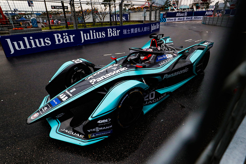 電能寧靜革命 親訪《Formula E香港e-Prix》感受街頭競速新高度 電能寧靜革命 親訪《Formula E香港e-Prix》感受街頭競速新高度