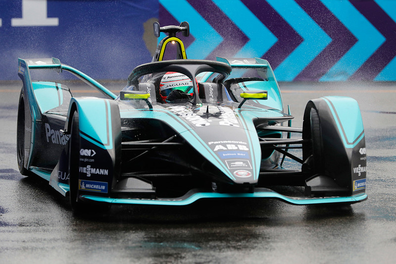 電能寧靜革命 親訪《Formula E香港e-Prix》感受街頭競速新高度 電能寧靜革命 親訪《Formula E香港e-Prix》感受街頭競速新高度