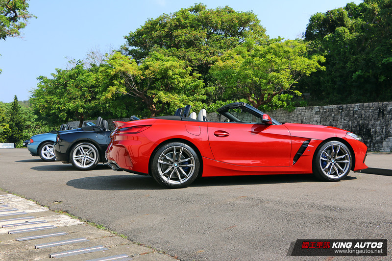 全新《BMW Z4 M40i》搶先抵台預賞 偕同《Z4 sDrive20i》預約5月發表 全新《BMW Z4 M40i》搶先抵台預賞 偕同《Z4 sDrive20i》預約5月發表