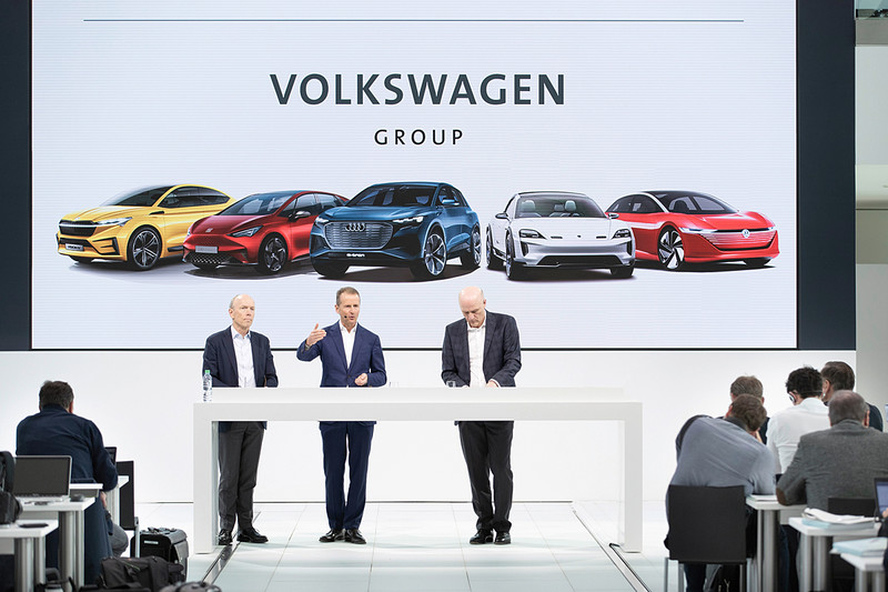 第8代《Volkswagen Golf》第三季亮相 《Porsche Cayenne Coupé》有望第一季末現身 第8代《Volkswagen Golf》第三季亮相 《Porsche Cayenne Coupé》有望第一季末現身