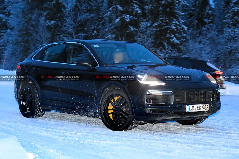 第8代《Volkswagen Golf》第三季亮相 《Porsche Cayenne Coupé》有望第一季末現身 第8代《Volkswagen Golf》第三季亮相 《Porsche Cayenne Coupé》有望第一季末現身