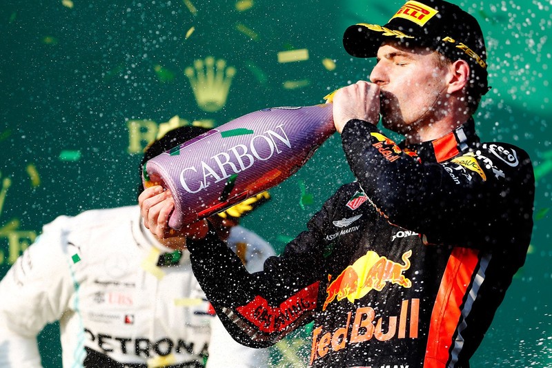 《Red Bull》攜手《Honda》站上頒獎台 但動力性能仍需強化 《Red Bull》攜手《Honda》站上頒獎台 但動力性能仍需強化