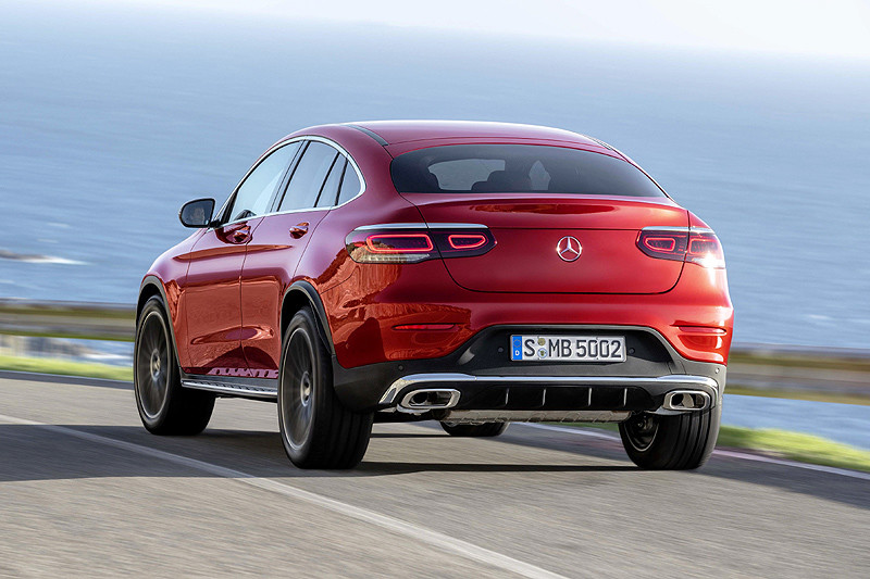 同樣大規模小改 全新《Mercedes-Benz GLC Coupé》追加亮相 同樣大規模小改 全新《Mercedes-Benz GLC Coupé》追加亮相