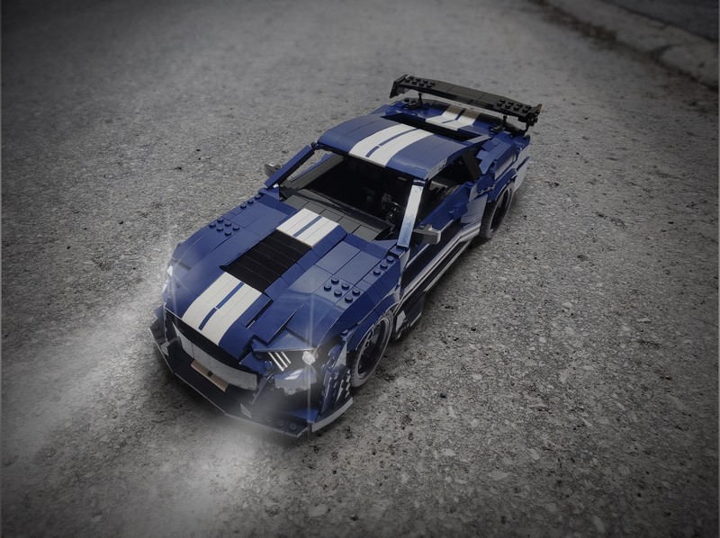 樂高玩家打造擬真度超高《Shelby GT500》 樂高玩家打造擬真度超高《Shelby GT500》