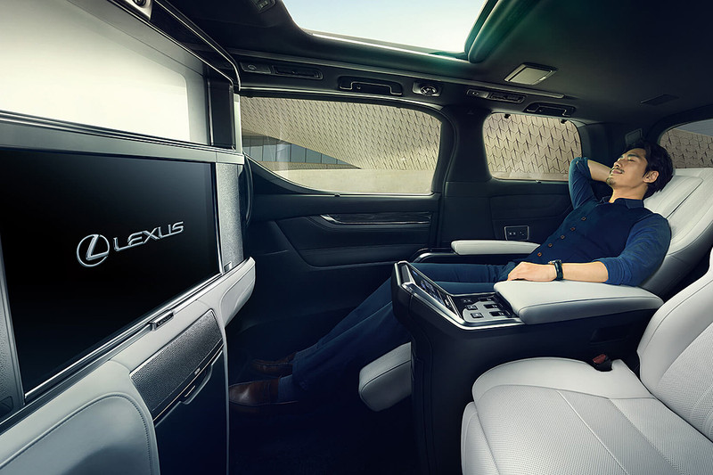 敲開豪華MPV市場 《Lexus LM》上海車展發表亮相 敲開豪華MPV市場 《Lexus LM》上海車展發表亮相
