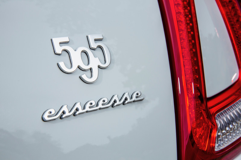 直接標配Esseesse改裝套件 《Abarth》推出《595 Esseesse》頂級性能車型 直接標配Esseesse改裝套件 《Abarth》推出《595 Esseesse》頂級性能車型
