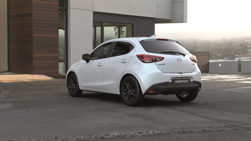 《Mazda2 Black Tech Edition》酷黑新成員西班牙帥氣登場 《Mazda2 Black Tech Edition》酷黑新成員西班牙帥氣登場