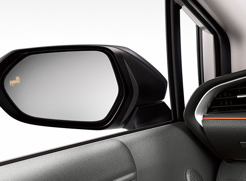 《Toyota Sienta》免費升級外觀套件 1.8豪華+以上車型追加盲點及後方警示系統 《Toyota Sienta》免費升級外觀套件 1.8豪華+以上車型追加盲點及後方警示系統