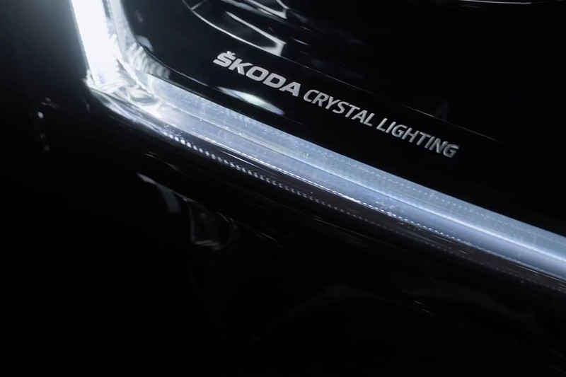 《Škoda》揭示小改《Superb》照明系統細節 首度提供矩陣式LED頭燈選項 《Škoda》揭示小改《Superb》照明系統細節 首度提供矩陣式LED頭燈選項
