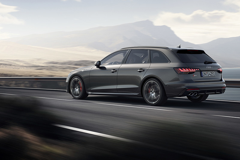 《Audi A4》家族小改款正式曝光 《S4》家族首搭TDI柴油動力 《Audi A4》家族小改款正式曝光 《S4》家族首搭TDI柴油動力