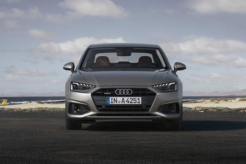 《Audi A4》家族小改款正式曝光 《S4》家族首搭TDI柴油動力 《Audi A4》家族小改款正式曝光 《S4》家族首搭TDI柴油動力