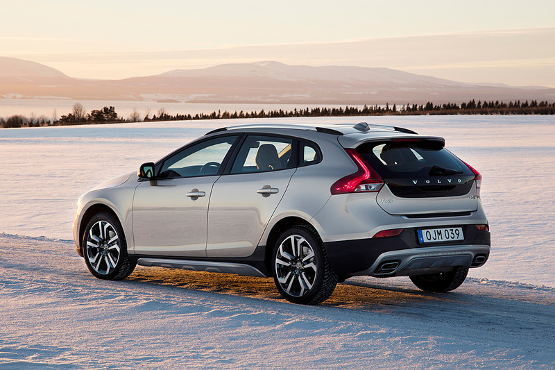 入主《Volvo V40》最後機會 119萬元起絕版出清 入主《Volvo V40》最後機會 119萬元起絕版出清