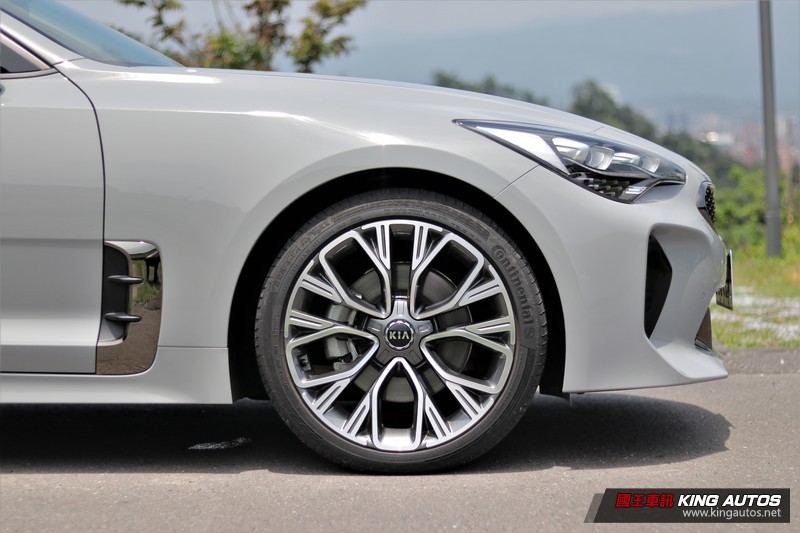 功能重於性能─《Kia Stinger 2.0 GT-Line》試駕報導 功能重於性能─《Kia Stinger 2.0 GT-Line》試駕報導