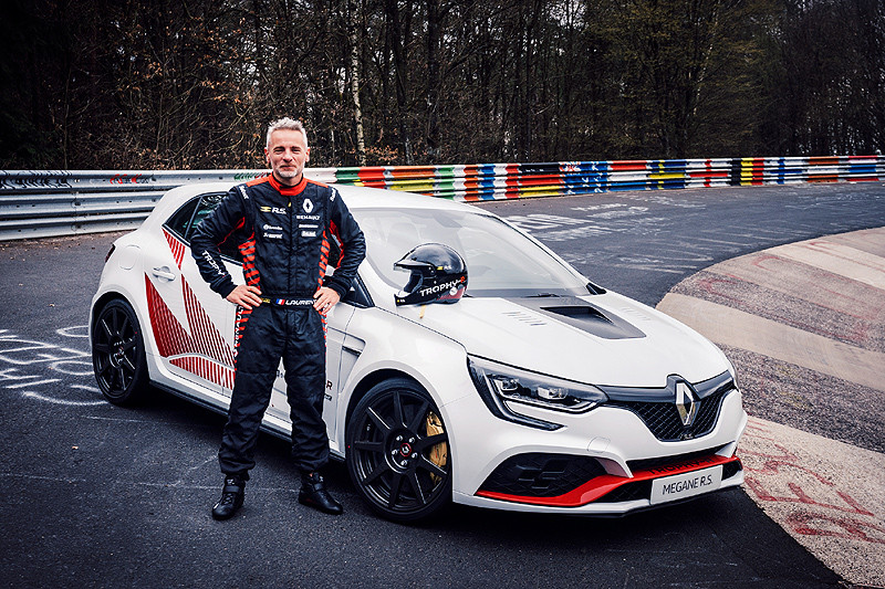 全新《Renault Mégane R.S. Trophy-R》再度刷新Nürburgring前驅車單圈紀錄 全新《Renault Mégane R.S. Trophy-R》再度刷新Nürburgring前驅車單圈紀錄