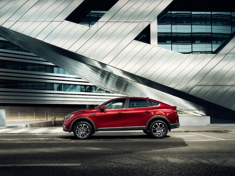 搶搭Coupe SUV熱潮《Renault Arkana》法系休旅新作俄羅斯正式登場 搶搭Coupe SUV熱潮《Renault Arkana》法系休旅新作俄羅斯正式登場