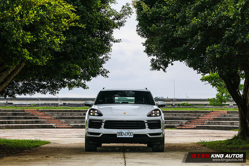電動化是一種生活態度─《Porsche Cayenne E-Hybrid》試駕報導 電動化是一種生活態度─《Porsche Cayenne E-Hybrid》試駕報導