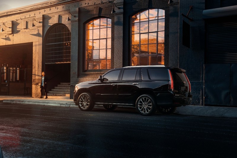《Cadillac Escalade Sport Edition》運動風特仕日本酷黑登場 《Cadillac Escalade Sport Edition》運動風特仕日本酷黑登場