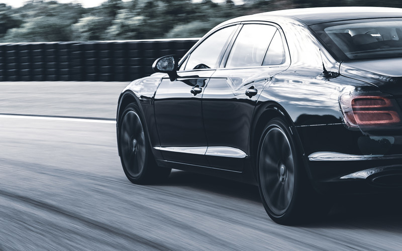 《Bentley》釋出實車照與影片 新世代《Flying Spur》確認6月11日全球首發 《Bentley》釋出實車照與影片 新世代《Flying Spur》確認6月11日全球首發